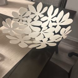 Table centerpiece