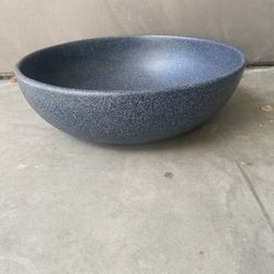 Restaurant Quality Stone Bowl.