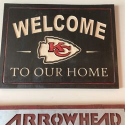 Chiefs Sign