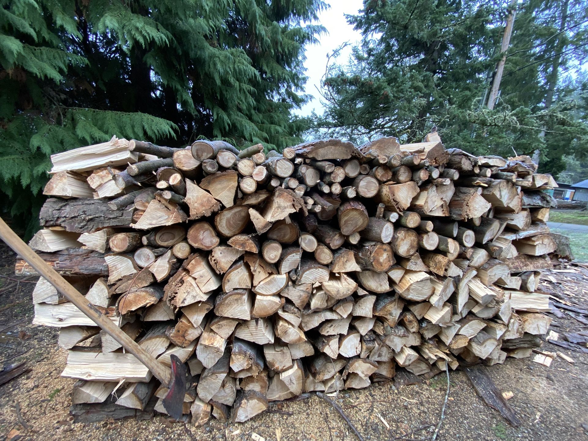 1 Cord Of Cedar Firewood Ready To Burn
