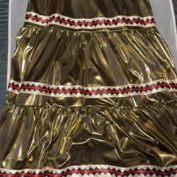 Golden skirt Or Black Shirt