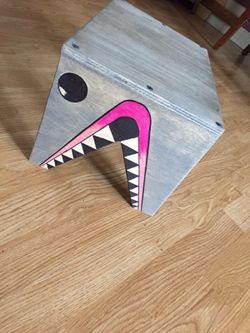Shark step stool