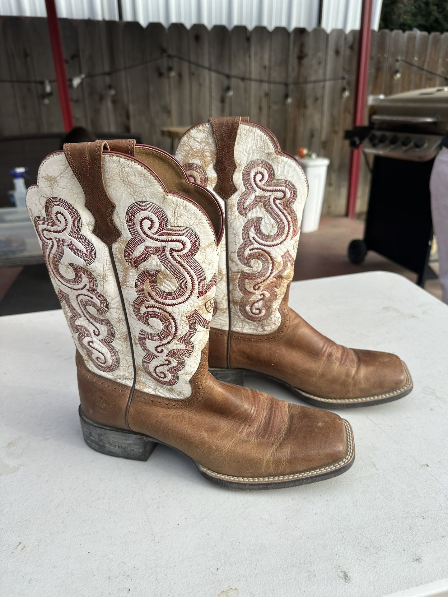 Ariat Women’s Size 10