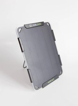 Goal zero nomad 5 portable solar panel charger