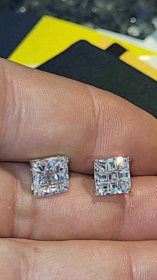2.7g Vintage Sterling Silver 925 CZ Stud Earrings Jewelry, Push Back