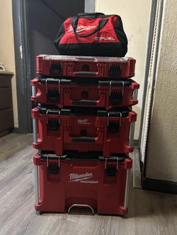 Milwaukee pack out