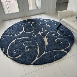 Area Rug And 2 Canvas Prints 