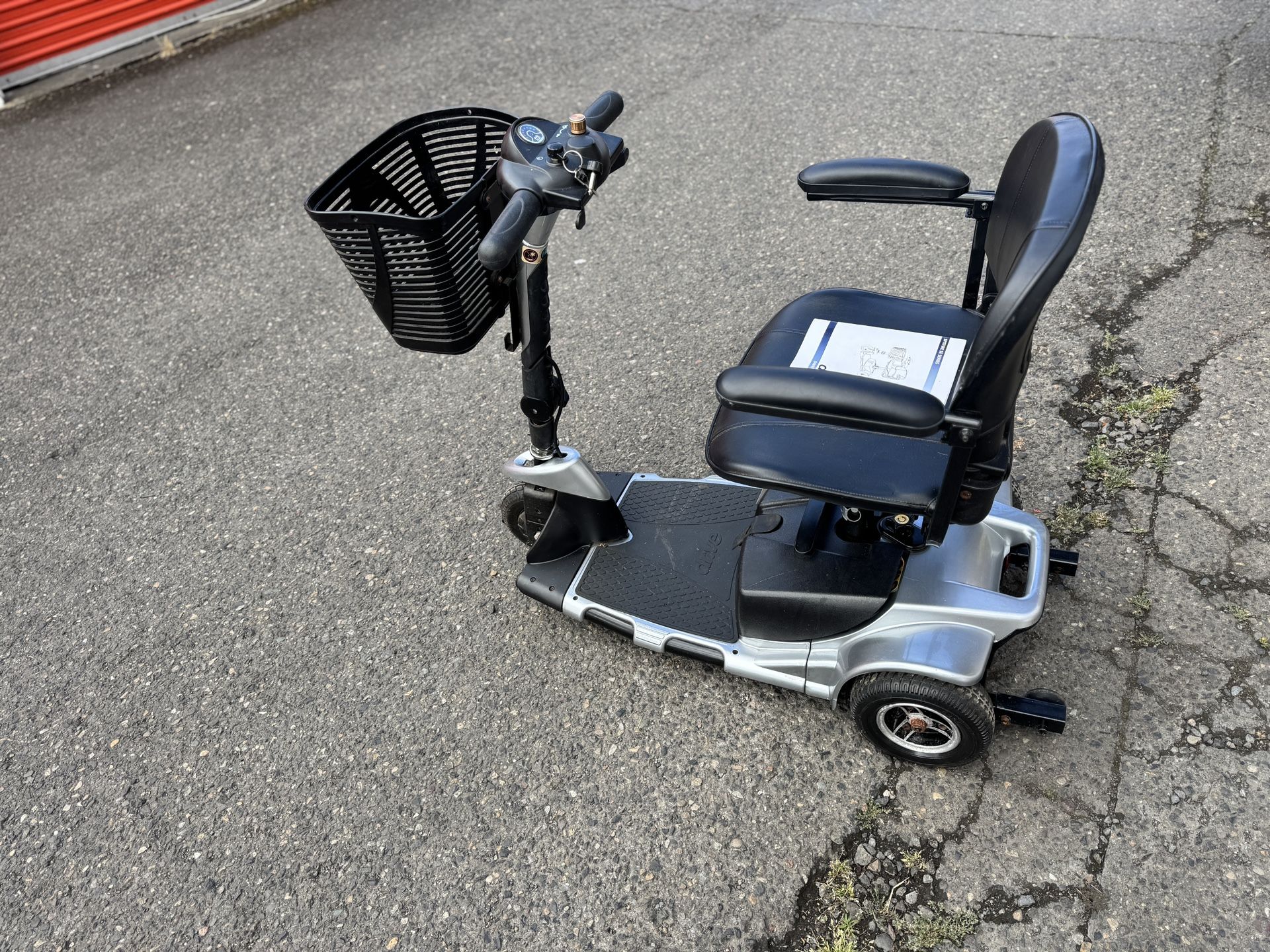 Three Wheel Mobility Scooter, Drive Scout new condition