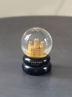 Downton Abbey (Highclere Castle)  Promotional Snow globe