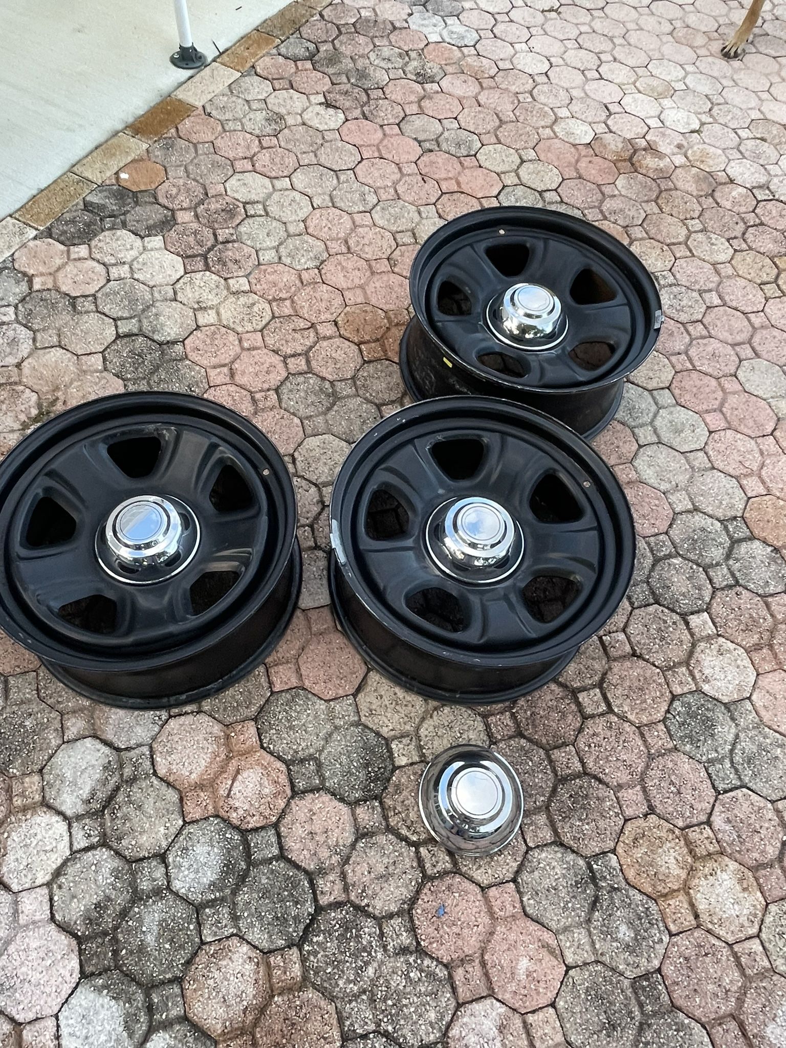 Dodge Police Rims And Dog Dish Center Caps