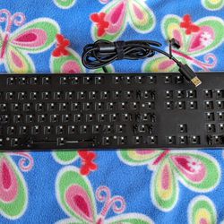 GMMK 1 RGB barebones full-size Keyboard (no switches or key caps)