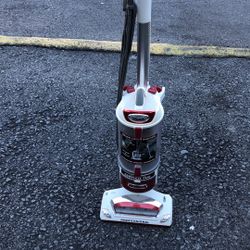 Good working condition shark vacuum