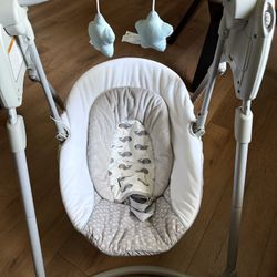 Graco Compact Baby Swing