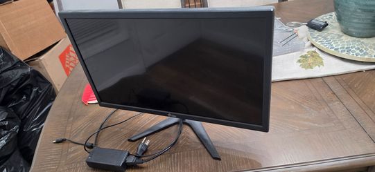 Bto 22" LED computer monitor