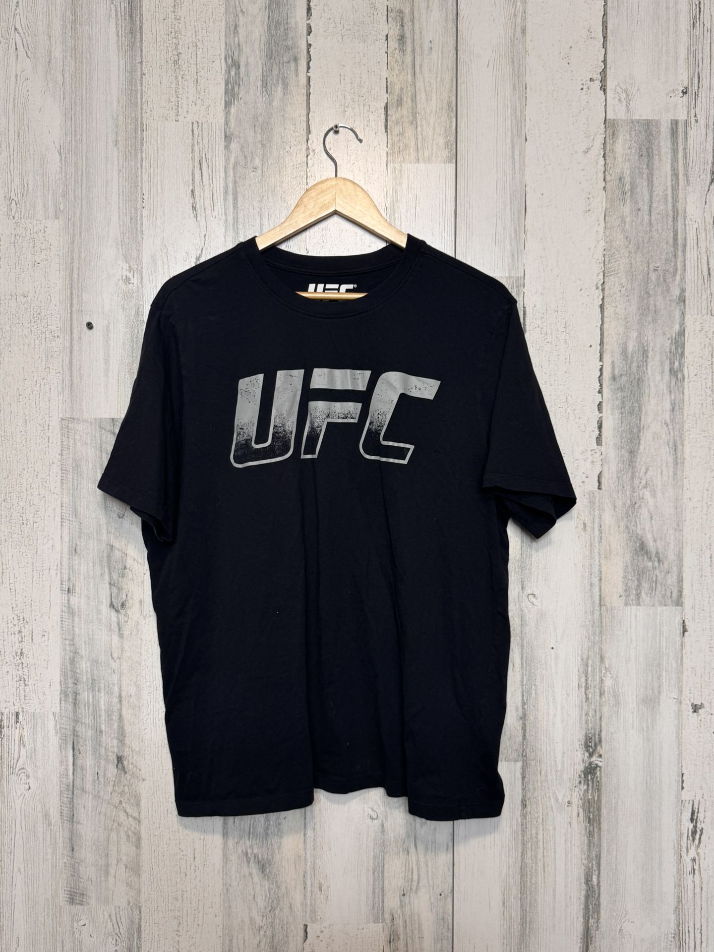 UFC Black Graphic T-Shirt Mens XL | 2024 Zuffa MMA Tee | Classic Logo