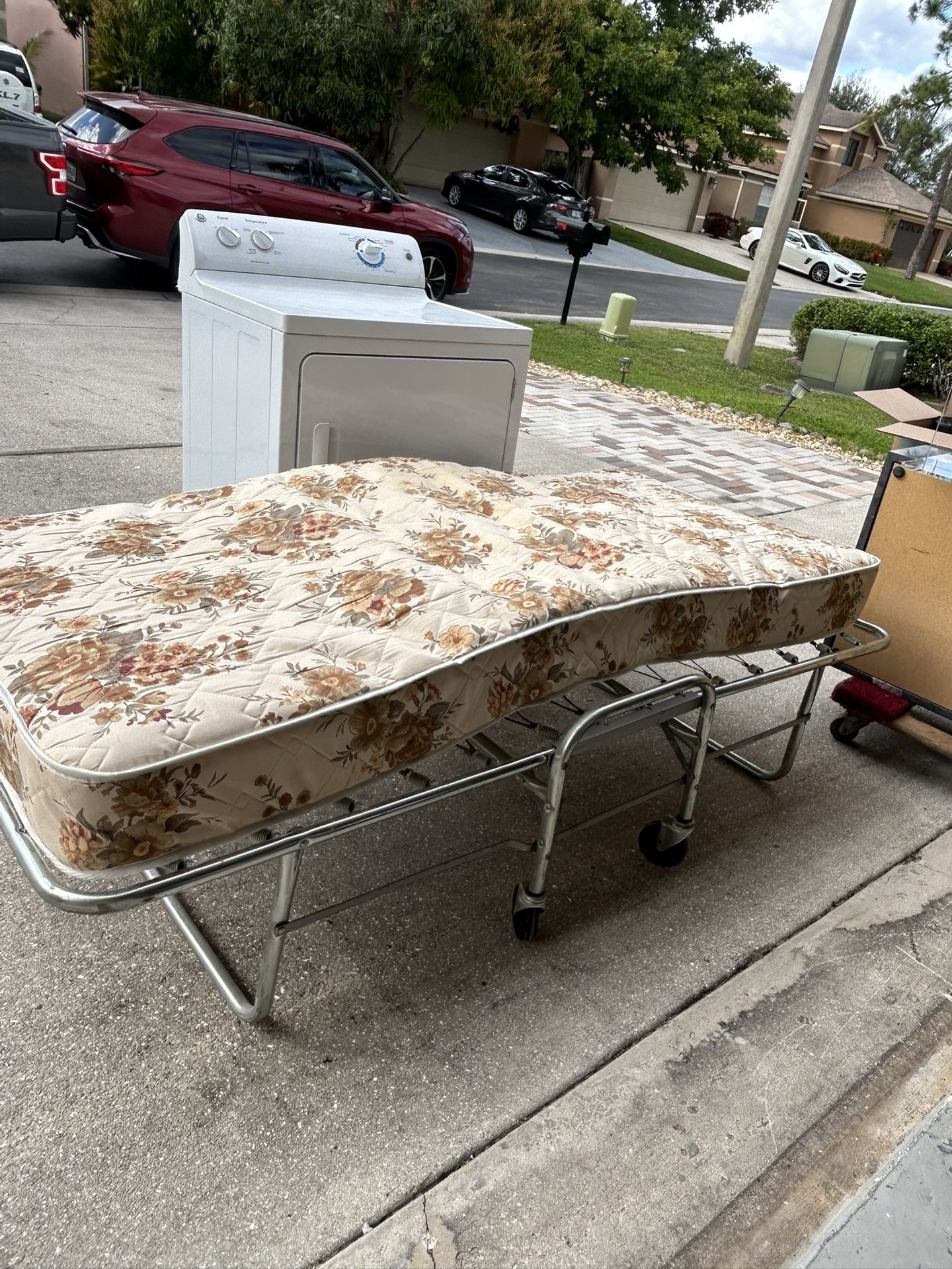 Twin Size Folding Bed