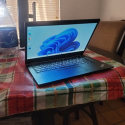 Lenovo TouchScreen: TypeC, Windows11 V-25H2. MS-office 2024