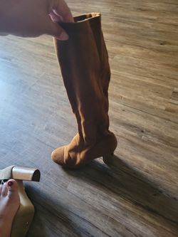 Boots 71/2