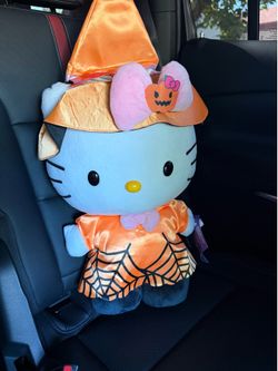 HELLO KITTY HALLOWEEN 🎃 $50
