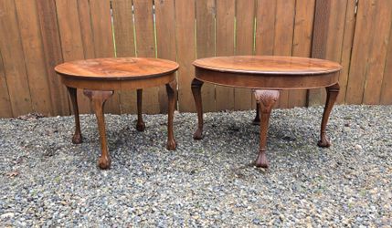 Set of 2 End Tables