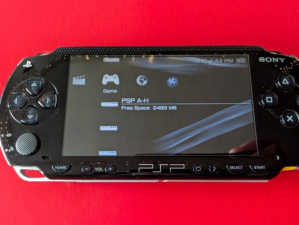 PSP 1000 PSX Retro Customized Loaded