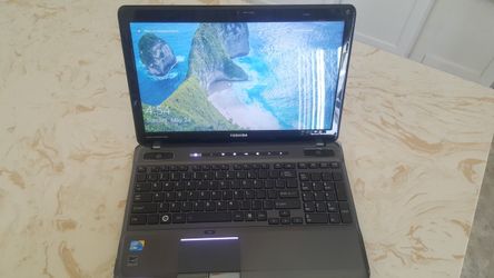 Toshiba satellite A665 laptop computer Intel i3 6GB ram 120GB ssd