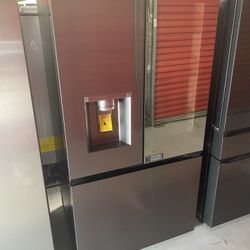 Black Stainless Steel 26 Cu. Ft. Smart Mirror InstaView Counter Depth French Door Refrigerator 