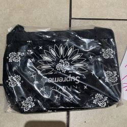 Supreme Black Tarp Shoulder Bag UPSIDE DOWN BOX LOGO