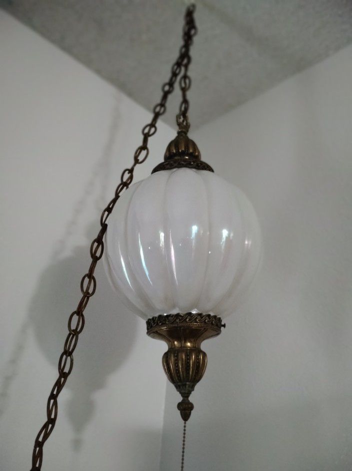 Reduced! Hanging Globe Lamp (Vintage?) 