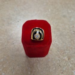 18k Yellow Gold Solitare Round Diamond Ring