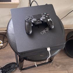 PS4  Pro 