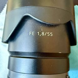 FE 1.8/55 Sony (Zeiss) lens for E mount Sony camera