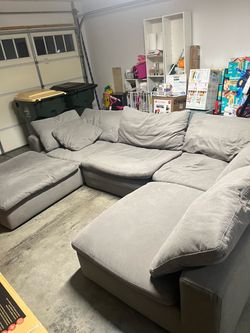 5 piece arrangeable couch