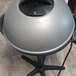 17" ELECTRIC GRILL GOOD WORKING CONDITION...CLICK ON PICTURE YOU WILL GET FULL PICTURE SIZE 
