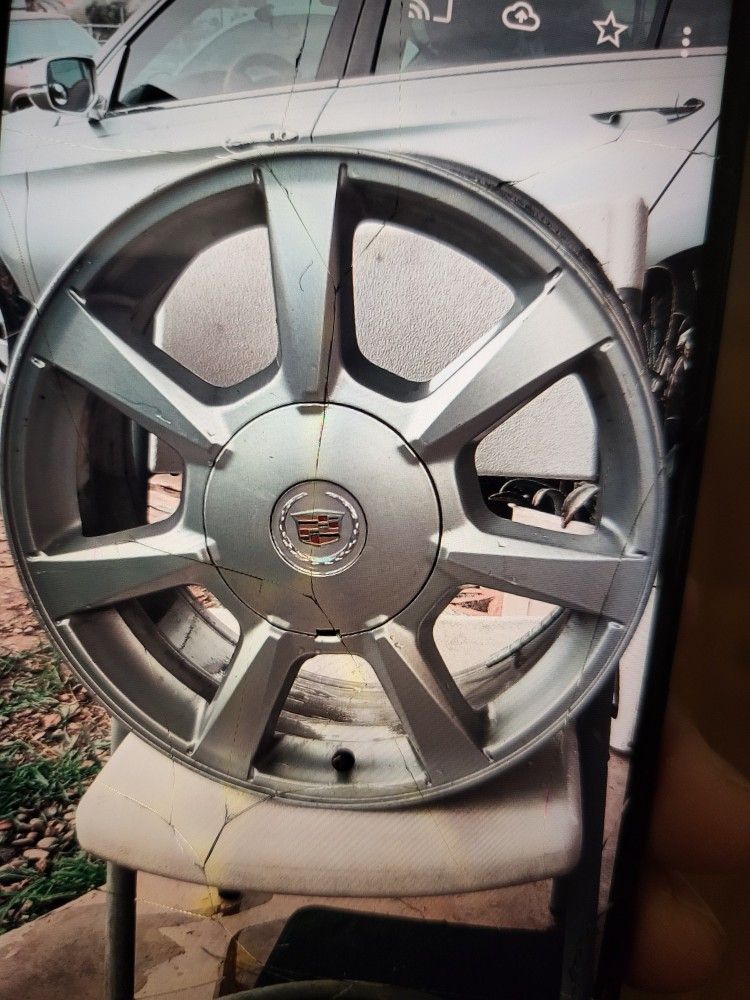 Cadillac Escalate Stock Rims