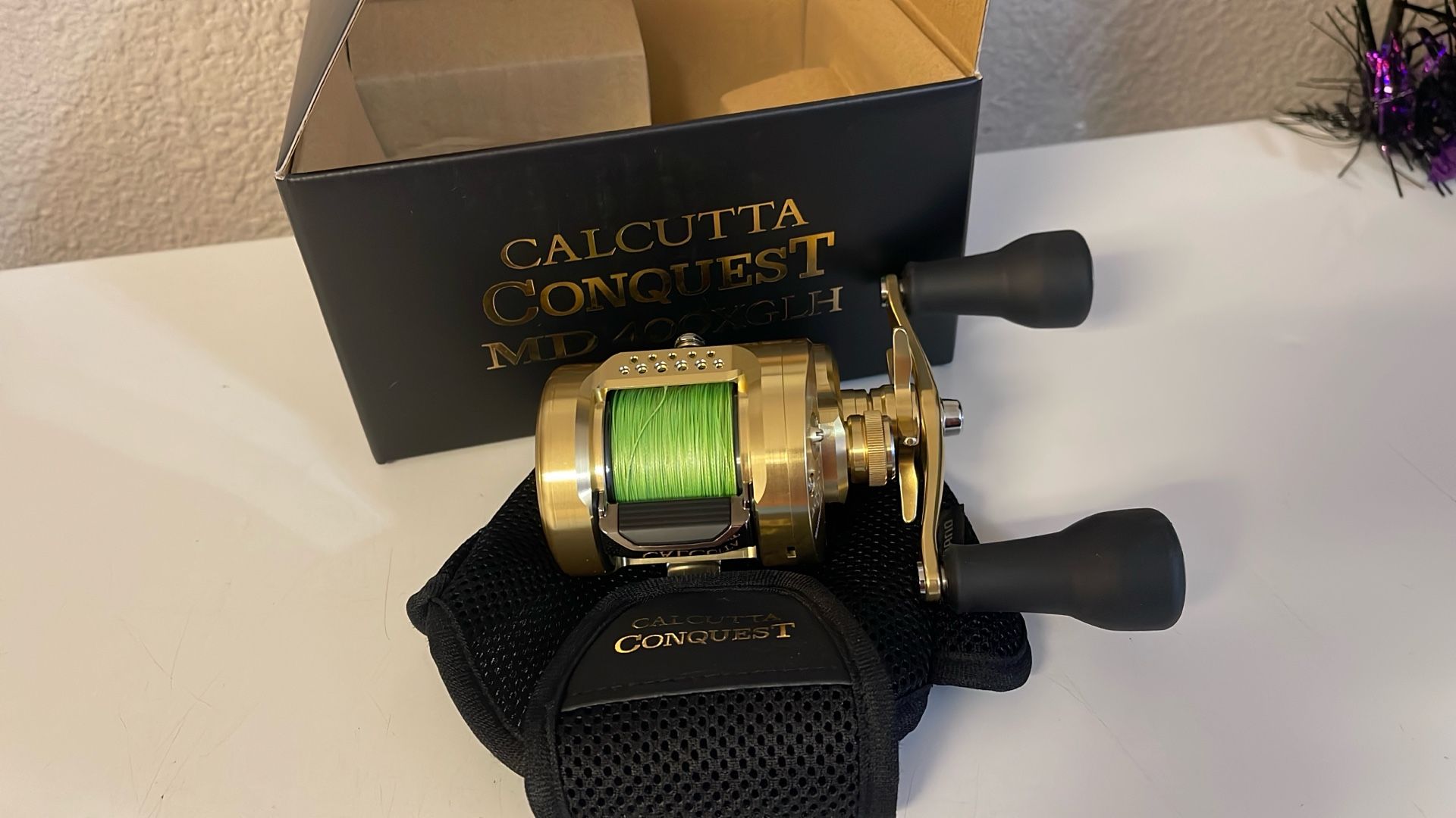 Shimano Calcutta Conquest MD 400XGLH RIGHT HAND