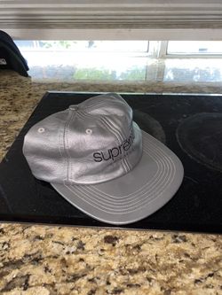Supreme Hat 