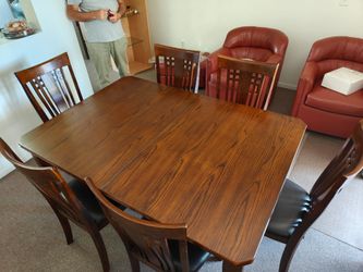 Dining table with 6 chairs