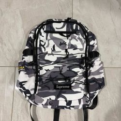 Supreme ss25 White Camo backpack