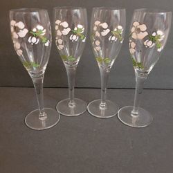 Vintage Perrier Jouet Champagne Flute Hand Painted Dogwood Flowers Set of Four Made In France