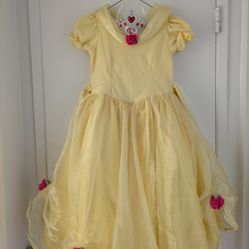 Vestido de Princesa o Bella size 8-10 para Niñas excelente Condición 