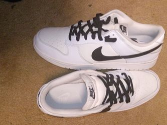 Nike dunk low reverse panda