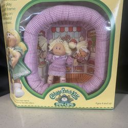 Vintage 1983 Cabbage Patch Kids Pin -Ups Doll