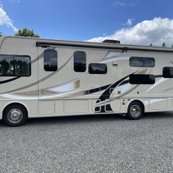 2016 Thor Ace 30.2 Bunkhouse