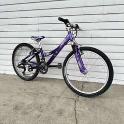 Girls Trek Mountain Bike