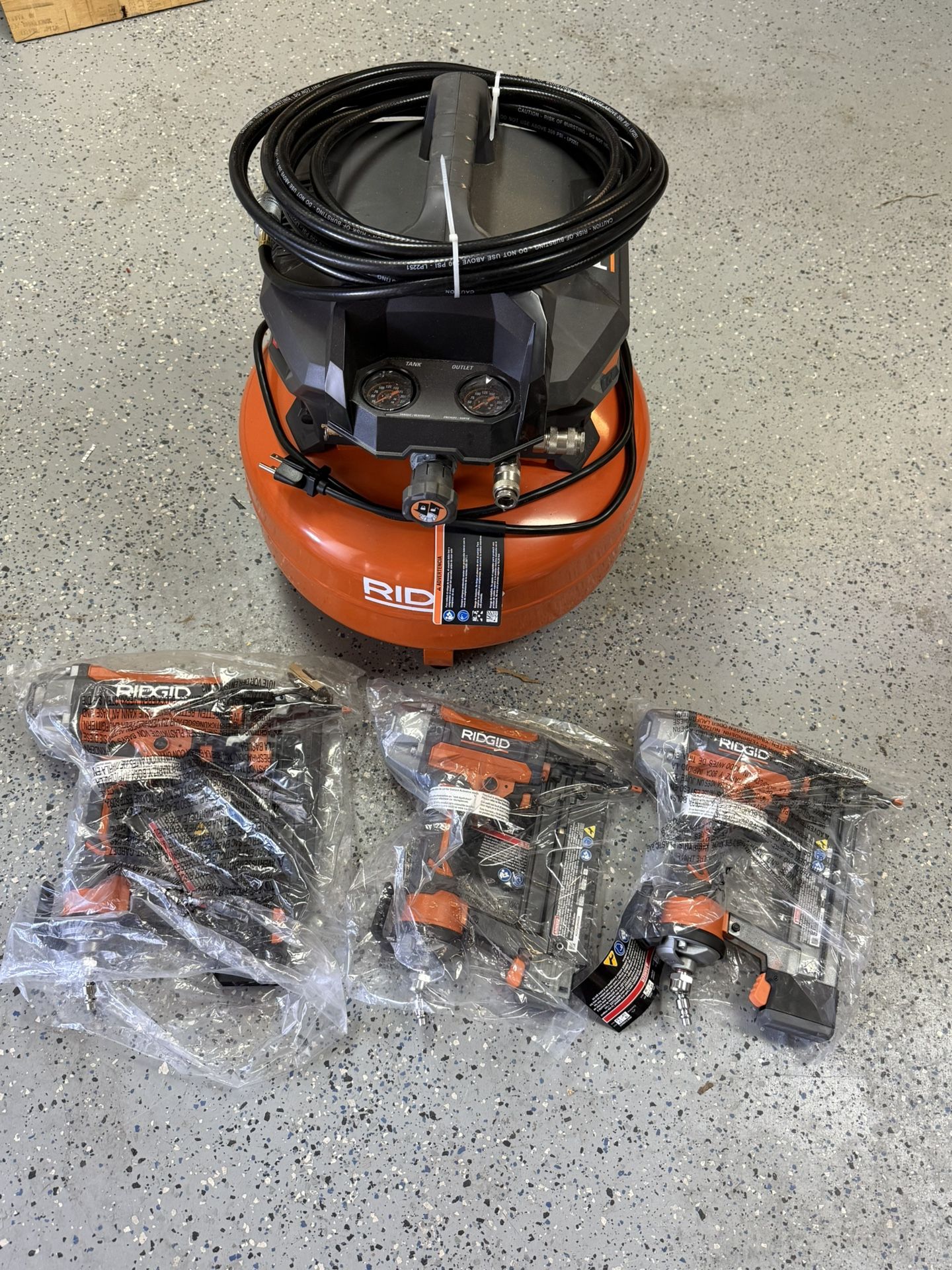 Rigid Air Compressor With Accessories