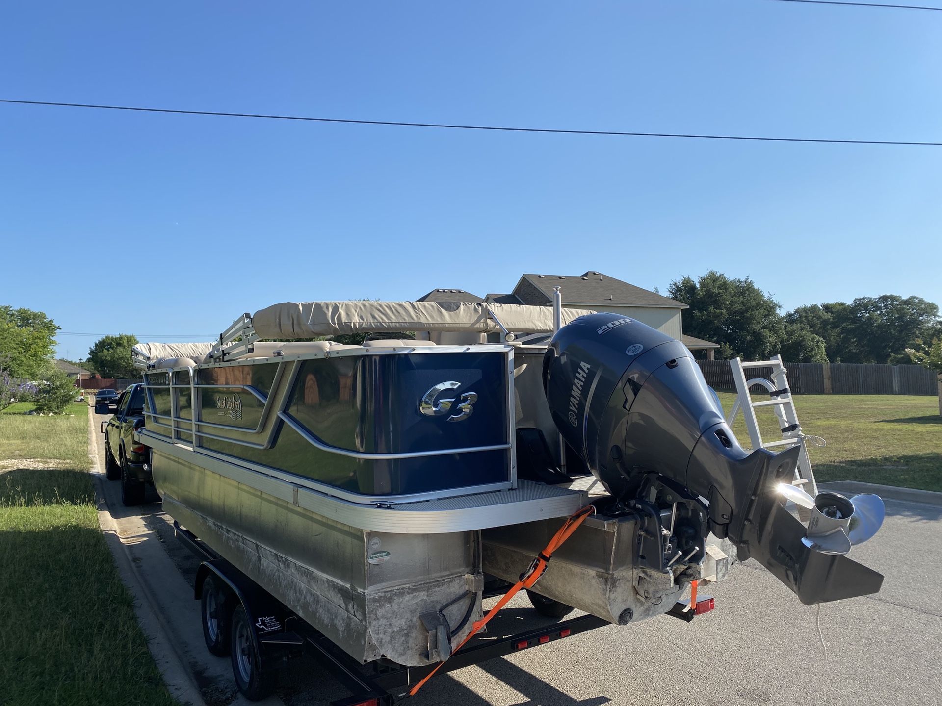 2017 Suncatcher X322 RF Tritoon w/trailer for Sale in Harker Heights