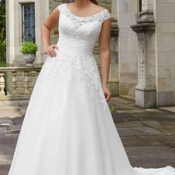 Plus Size Wedding Dress 