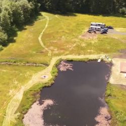 RV site. Very Secluded, Beautiful and New With Water Access/fishing. All Utilities Included Including WiFi 