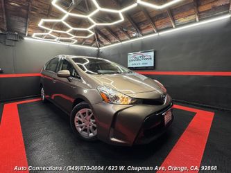 2016 Toyota Prius v Three